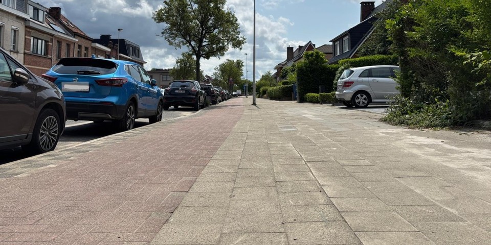 Foto van het huidige fiets- en voetpad in de Doornstraat.